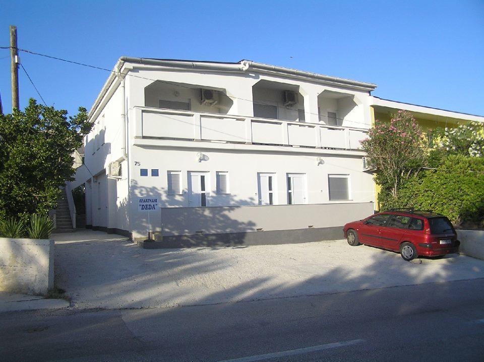 Deda Apartments Pag Town Exterior photo
